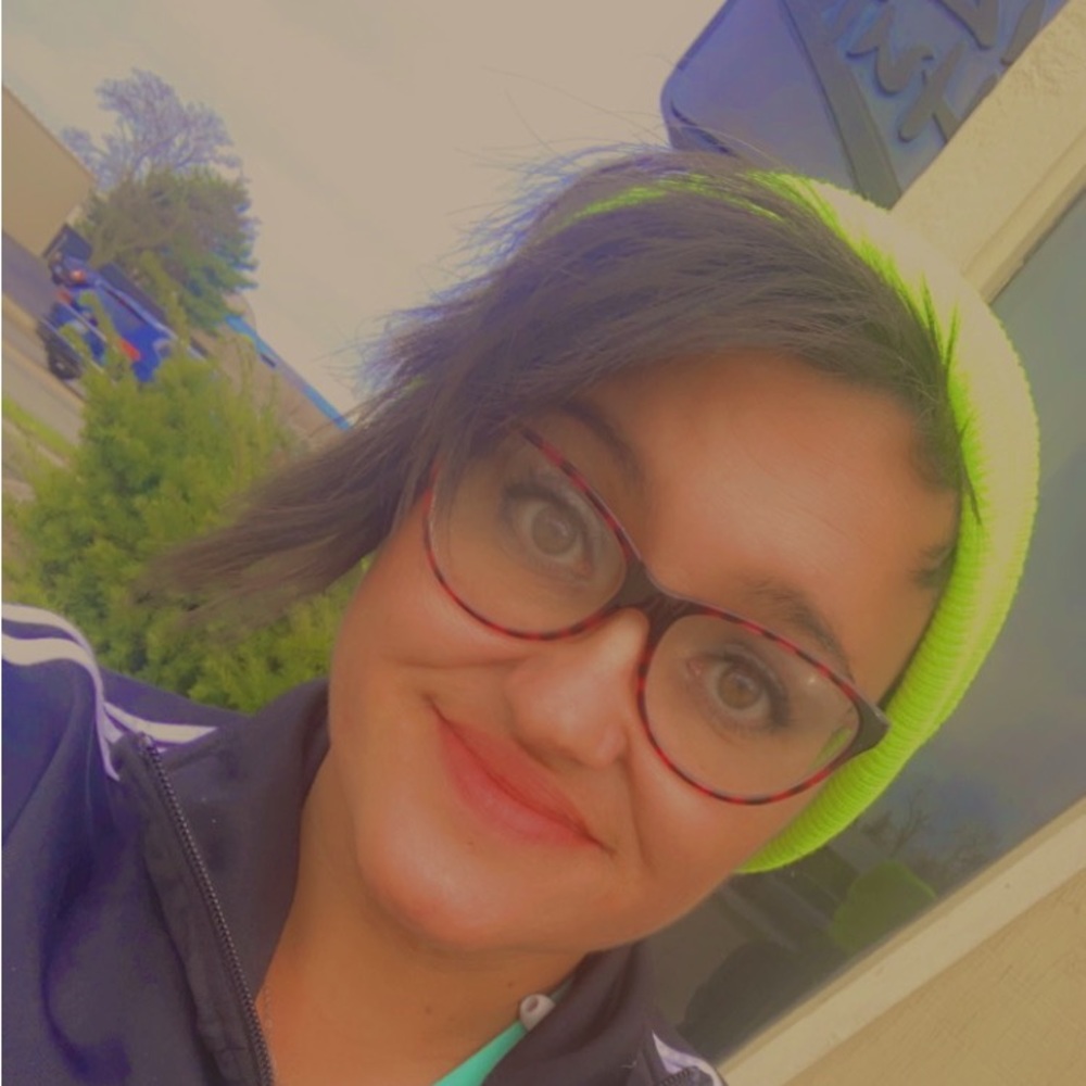 Meet your Posher, Mel